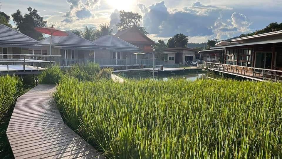 Jeerang Countryside Resort Mae Hong Son Exterior foto